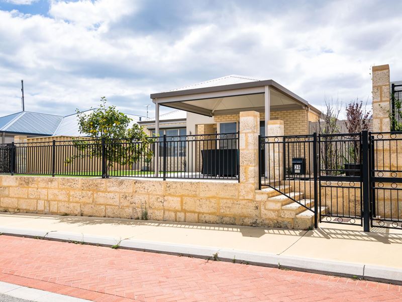36 Anguilla Gardens, Iluka