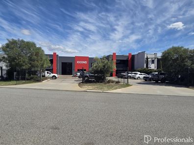 1 & 2/90 Christable Way, Landsdale WA 6065