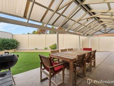10 Toorie Place, Quinns Rocks WA 6030