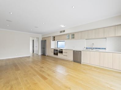 1/2 First Avenue, Applecross WA 6153
