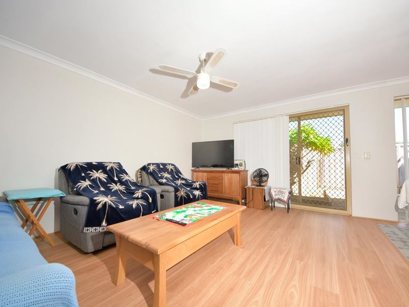 18/94 Simpson Avenue, Rockingham