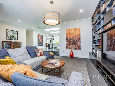 4 Bluewater Rise, Mullaloo WA 6027