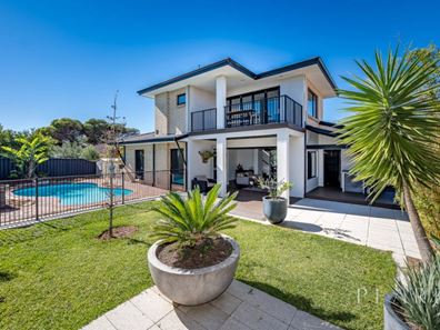 4 Bluewater Rise, Mullaloo WA 6027