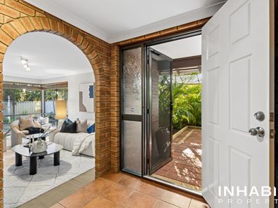 3 Parkside Gardens, Ballajura WA 6066