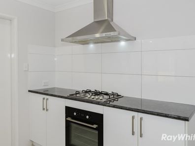 284 Peelwood Parade, Halls Head WA 6210