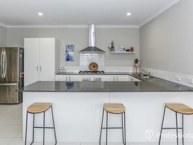 35A Wittenoom Road, High Wycombe WA 6057