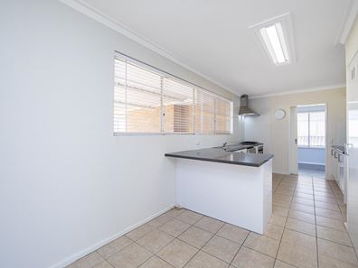 4 Lynstead Street, Beckenham WA 6107