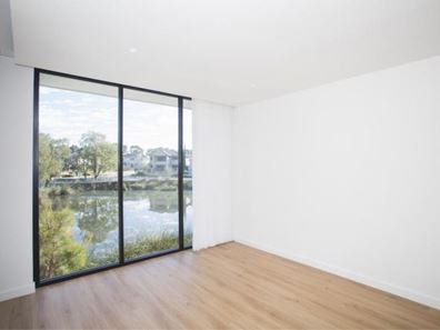 206/38 Cygnus Parade, Waterford WA 6152