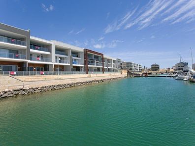 G10/1 Tacoma Lane, Mindarie WA 6030
