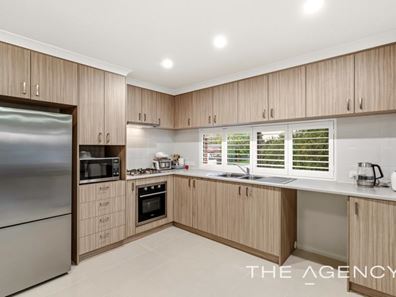 2/116 Knutsford Avenue, Rivervale WA 6103