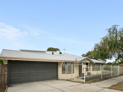 28 Mount Henry Road, Salter Point WA 6152