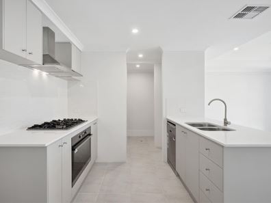 9 Redcraze Lane, Byford WA 6122
