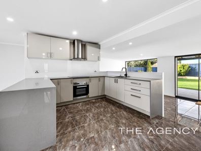 8 Peninsula Avenue, Heathridge WA 6027