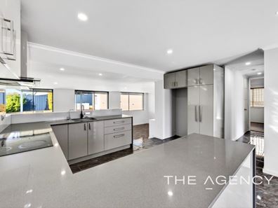 8 Peninsula Avenue, Heathridge WA 6027