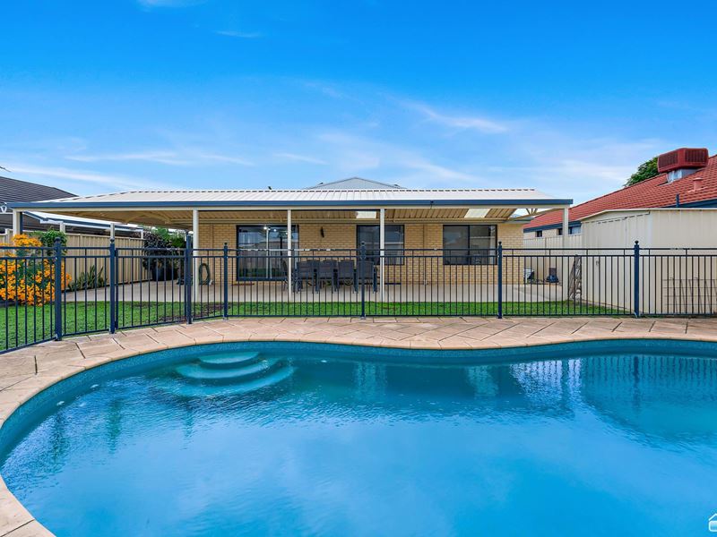 33 Lyrebird Loop, Seville Grove