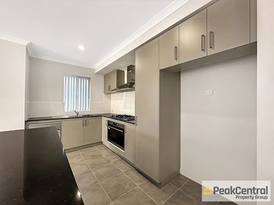 7 Bolsover St, Wellard WA 6170