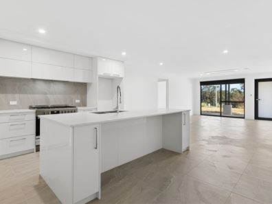 20 Amalfi Drive, Bullsbrook WA 6084