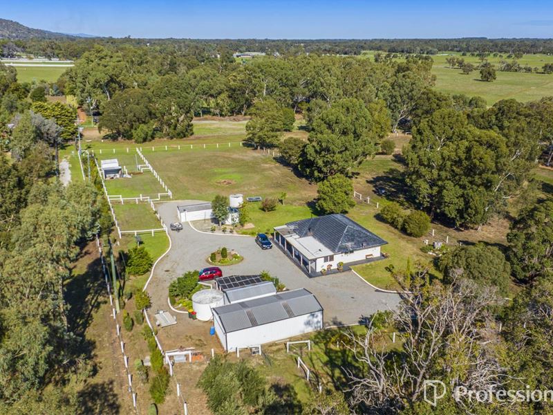 8 Chatfield Road, Serpentine WA 6125