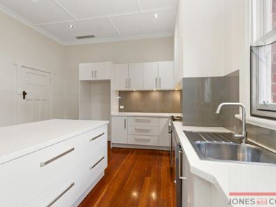 50 Grosvenor Road, Bayswater WA 6053