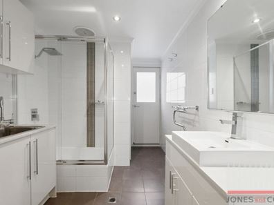 50 Grosvenor Road, Bayswater WA 6053