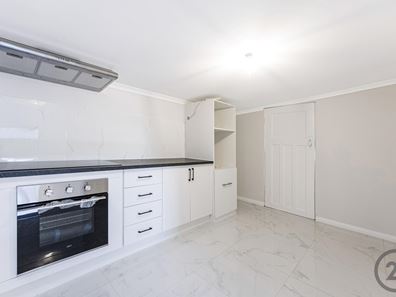 13b Jurrell Street, Mandurah WA 6210