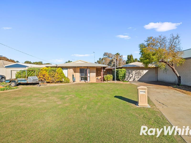 1 Jannali Way, San Remo WA 6210