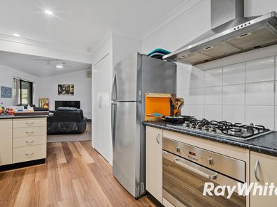 1 Jannali Way, San Remo WA 6210