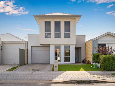 8 Silvergum Way, Piara Waters WA 6112