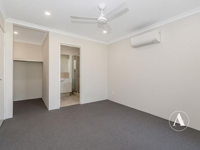 7A Kembla  Way, Lakelands WA 6180