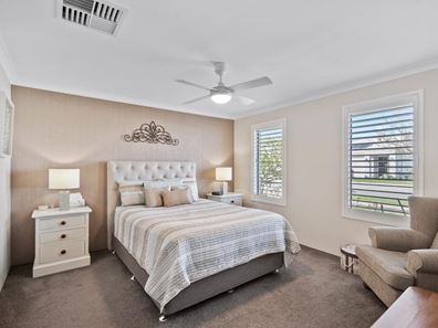 9 Turnstone Crescent, Erskine WA 6210