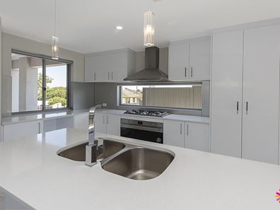 5A Grosvenor Road, Bayswater WA 6053