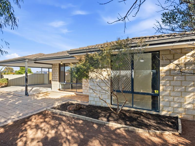 39B La Fayette Boulevard, Bibra Lake WA 6163