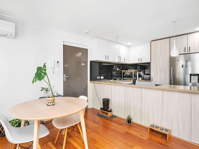 12/53 Oswald Street, Innaloo WA 6018