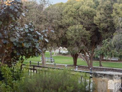 44 Windmill Circle, Burns Beach WA 6028
