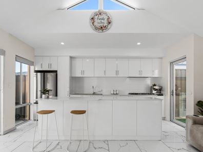 18B Mandalay Place, Craigie WA 6025