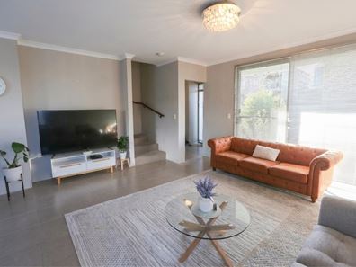 1 Affable Way, Atwell WA 6164