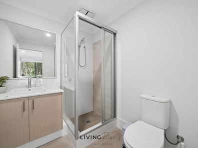 Room/1  61 Yateley Way, Wellard WA 6170