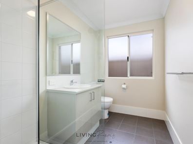 Room/4  91 Tindal Avenue, Beeliar WA 6164