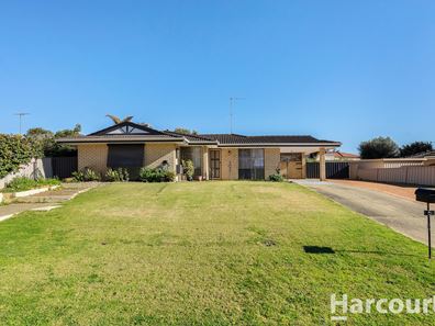 5 Kingfisher Drive, Halls Head WA 6210
