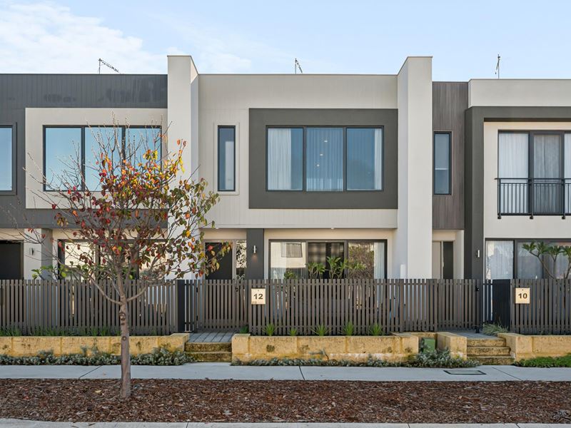 12 Turquoise Boulevard, Treeby