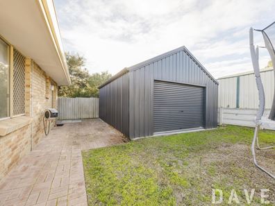26 Brookland Crescent, Marangaroo WA 6064