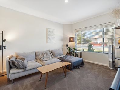 132 Warrandyte Drive, Craigie WA 6025
