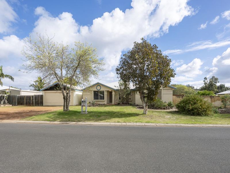 7 Brookland Loop, Dunsborough WA 6281