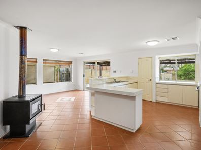 7 Brookland Loop, Dunsborough WA 6281