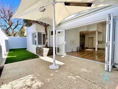 3/4 Anstey Street, South Perth WA 6151
