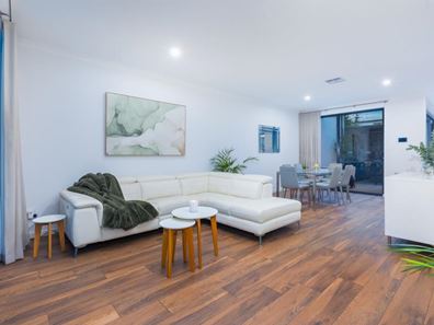 56 Penzance Circuit, Glendalough WA 6016