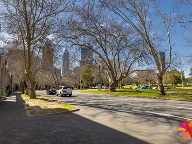 9/128 Mounts Bay Road, Perth WA 6000