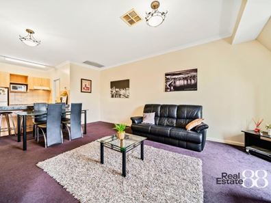 37/11 Regal Place, East Perth WA 6004