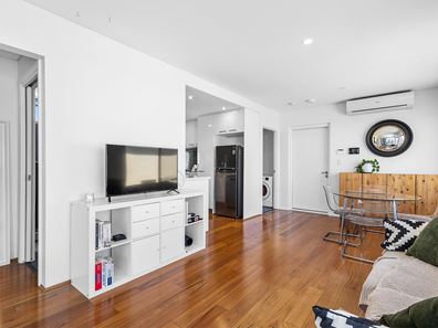 4/153 Westview Street, Scarborough WA 6019