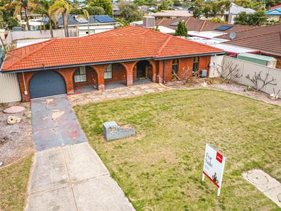 12 Kingsbridge Road, Warnbro WA 6169